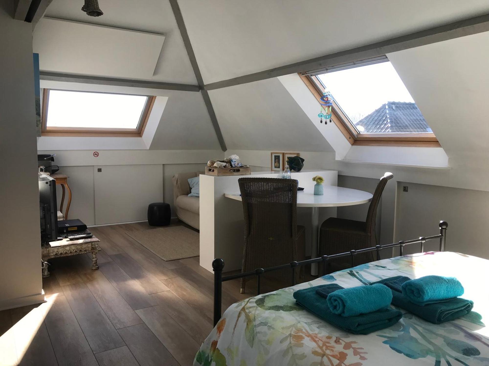 Chillann Bed & Breakfast Denderleeuw ภายนอก รูปภาพ