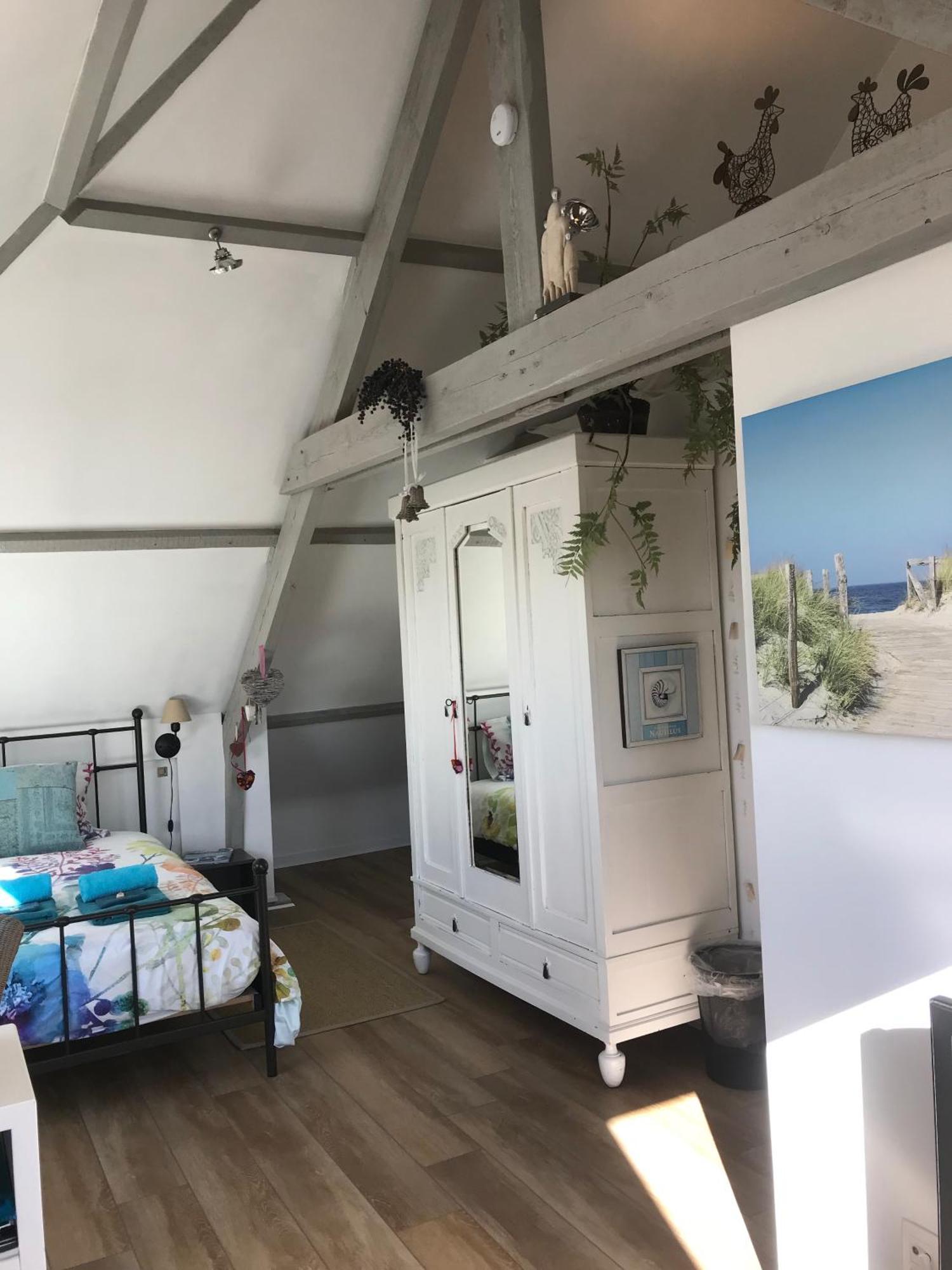 Chillann Bed & Breakfast Denderleeuw ภายนอก รูปภาพ