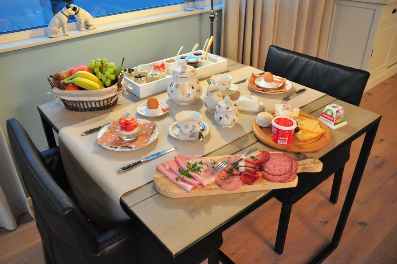 Chillann Bed & Breakfast Denderleeuw ภายนอก รูปภาพ